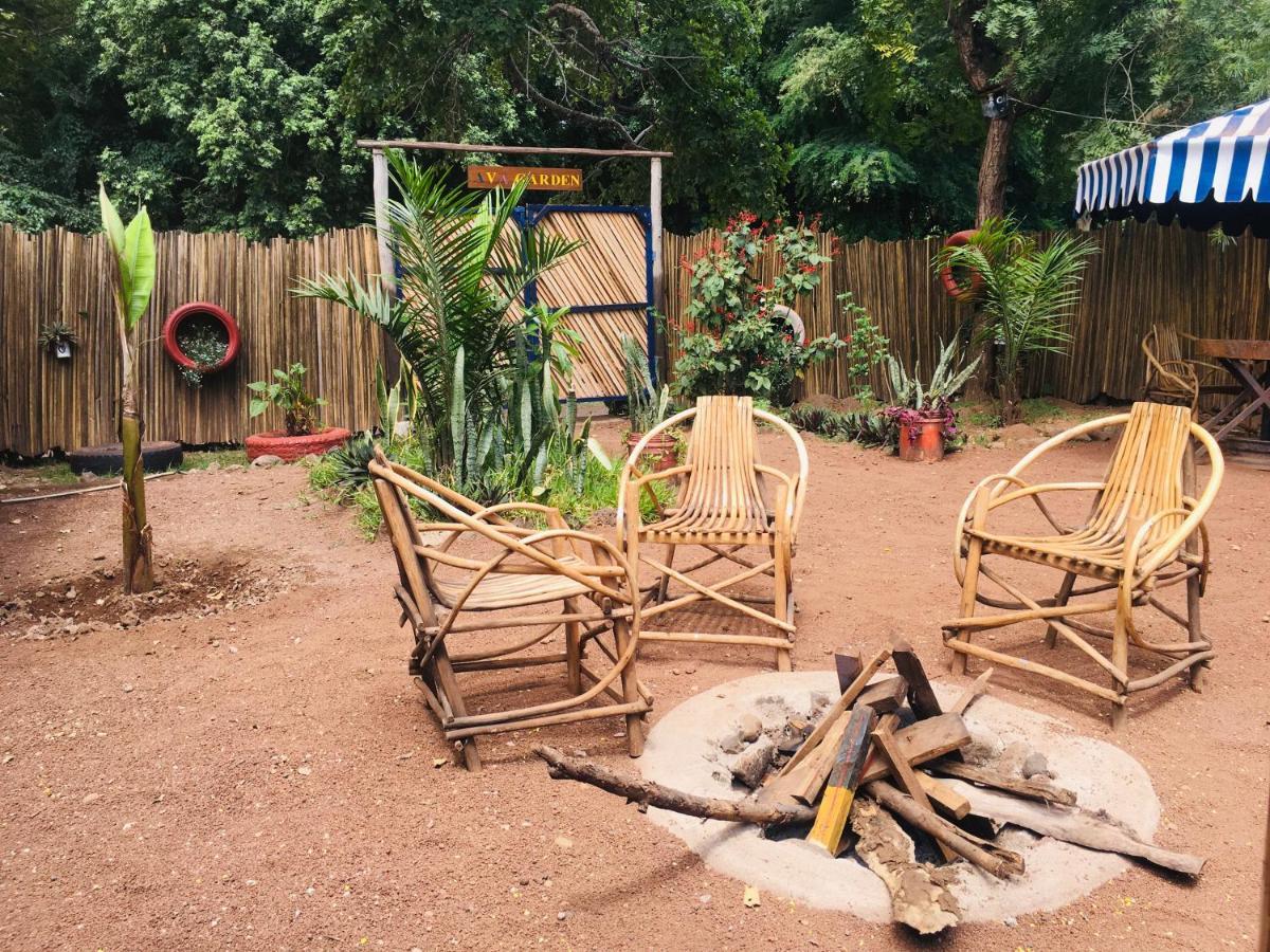 Apartmán Ava Garden Backpackers Mto wa Mbu Exteriér fotografie