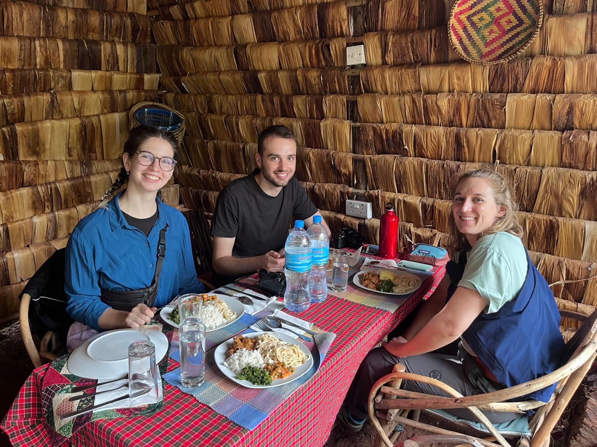 Apartmán Ava Garden Backpackers Mto wa Mbu Exteriér fotografie